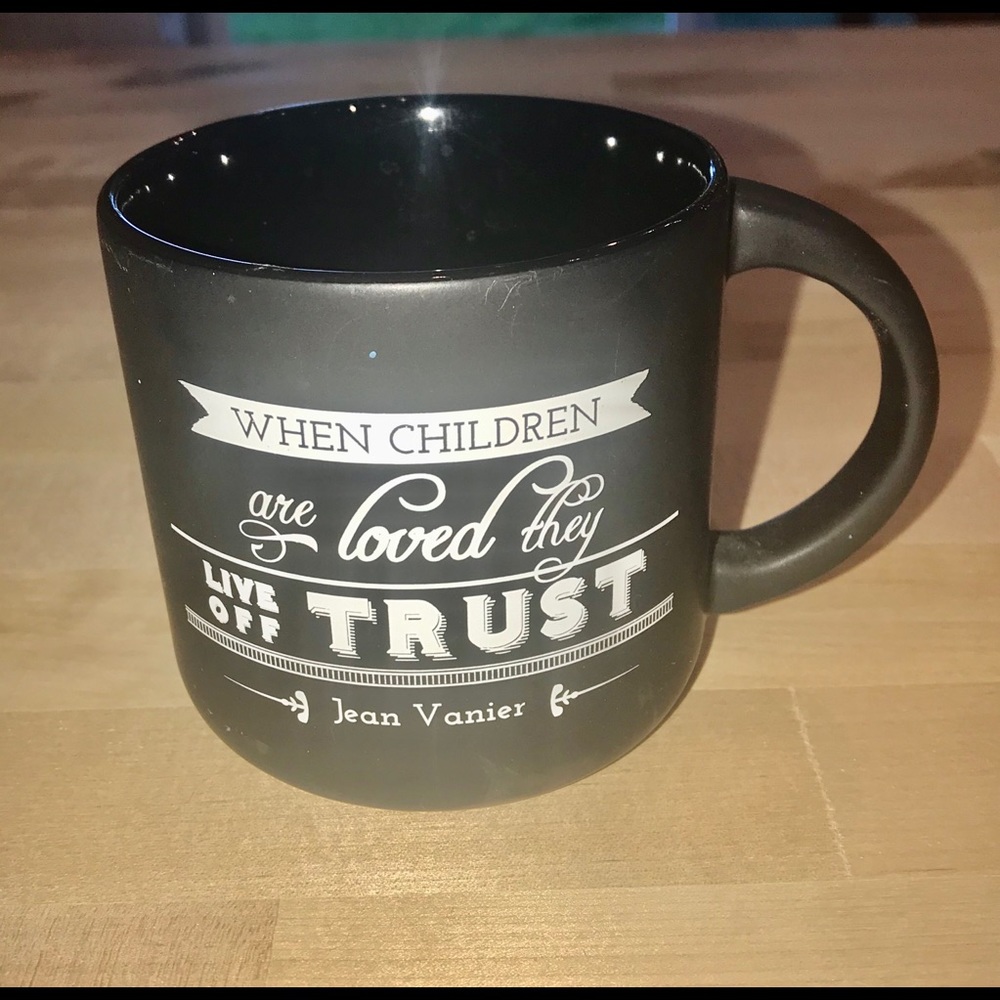 Great coffee/tea cup for moms or teachers